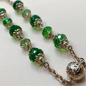 Beautiful Unsigned Gold Tone Green Multi Faceted Beaded Long Chain Necklace